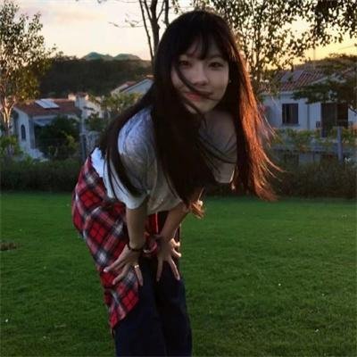 我想变成鸟,所以跳起来